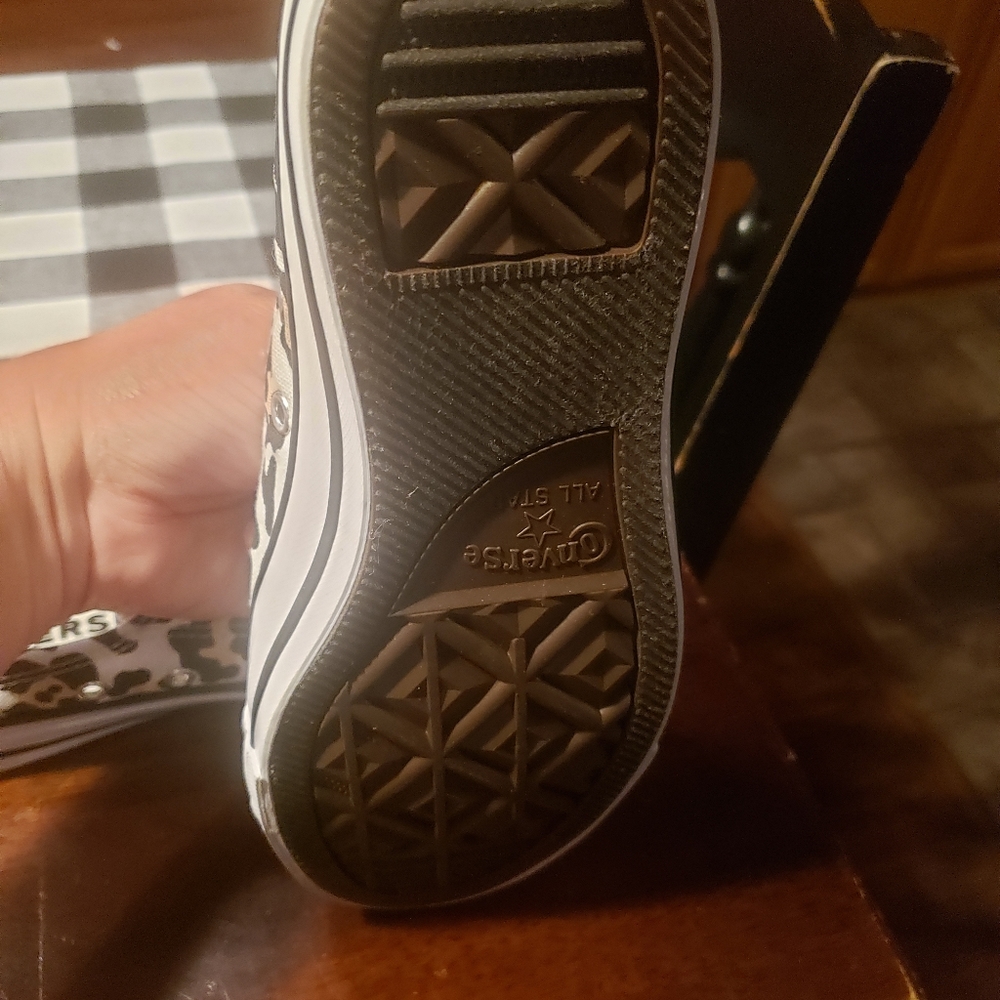 Womens Converse shoes